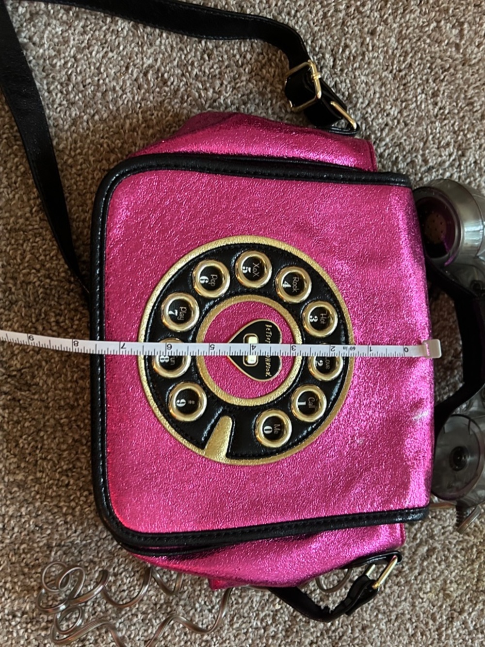 Betsey Johnson Limited Edition Call Me Kitsch Metallic Pink Purse Rotary Phone - Picture 7 of 7